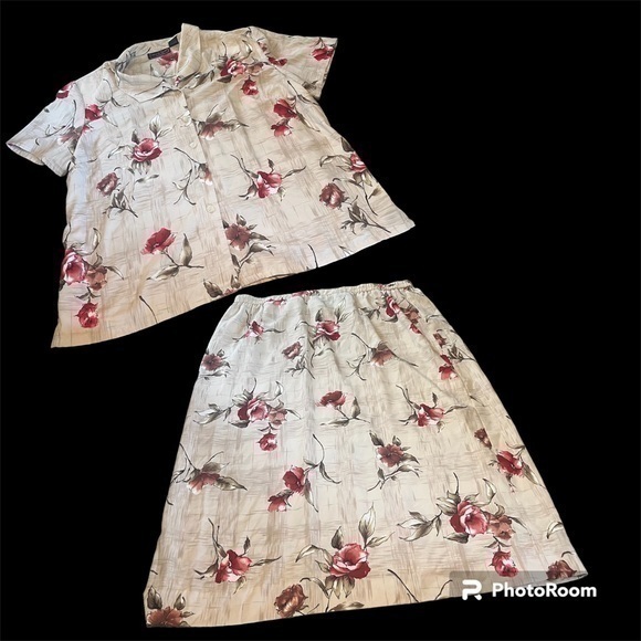 Laura Scott Pants - Vintage Laura Scott floral two piece button down shirt with matching skirt